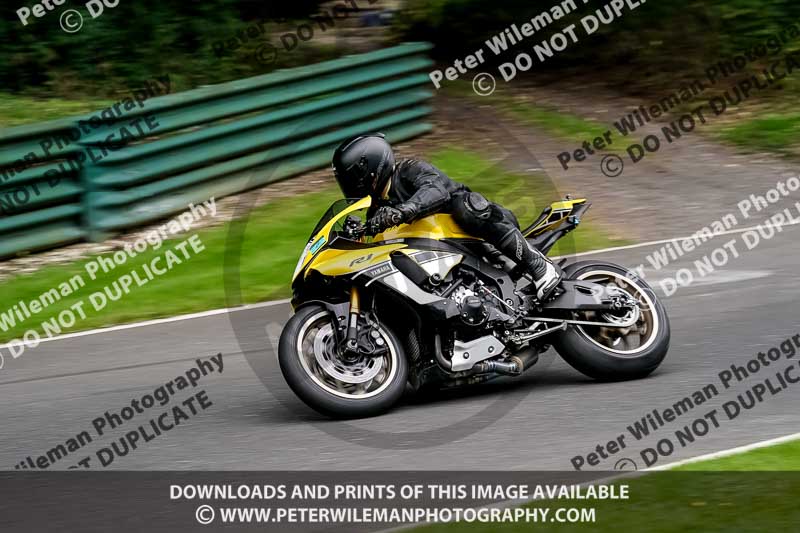 cadwell no limits trackday;cadwell park;cadwell park photographs;cadwell trackday photographs;enduro digital images;event digital images;eventdigitalimages;no limits trackdays;peter wileman photography;racing digital images;trackday digital images;trackday photos